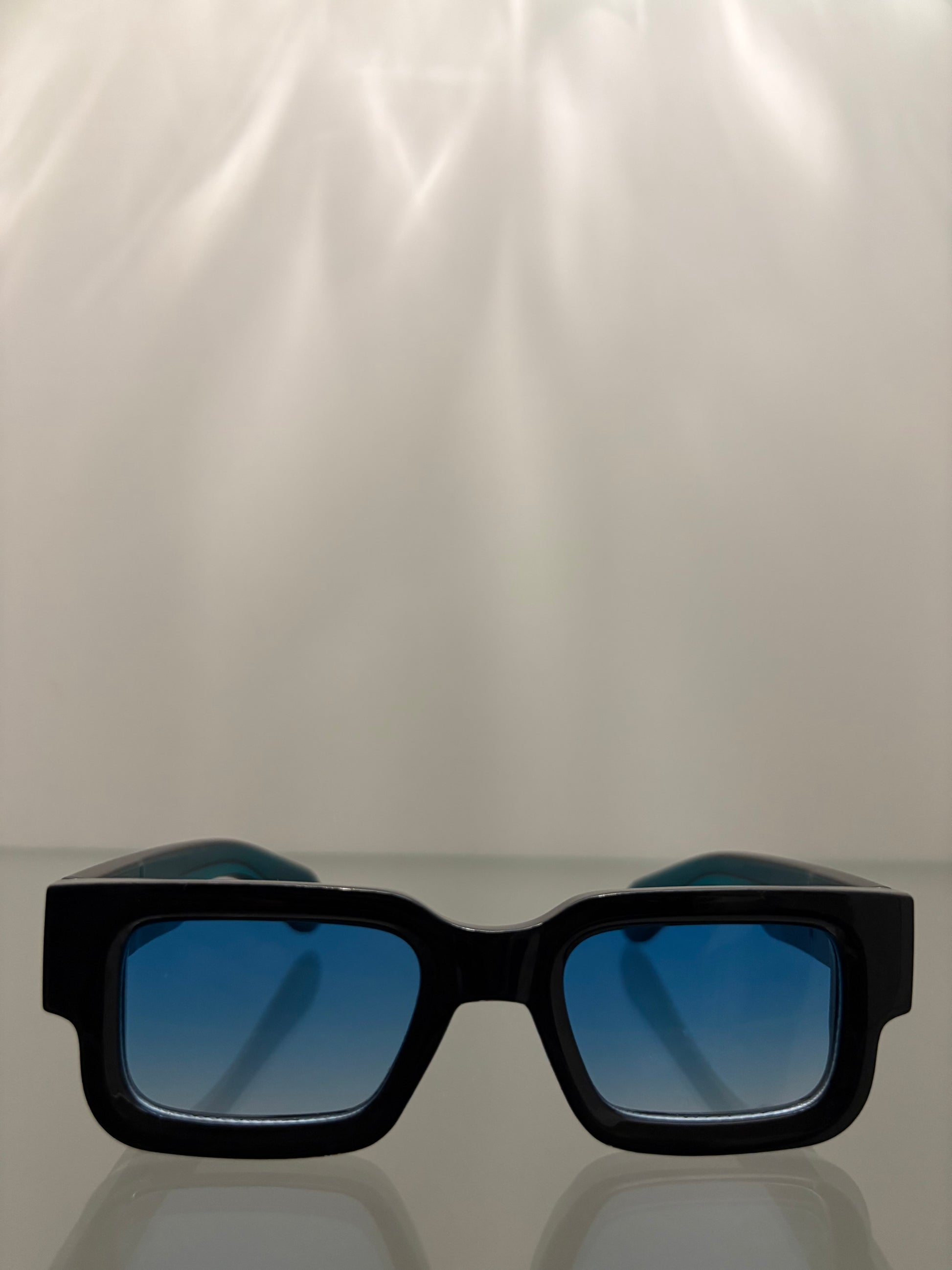 BFR3 monogram shades